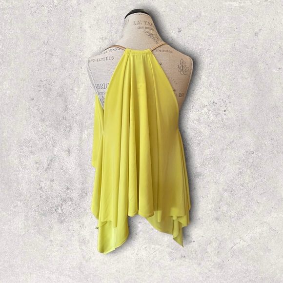 NWT Express Top - Picture 3 of 3